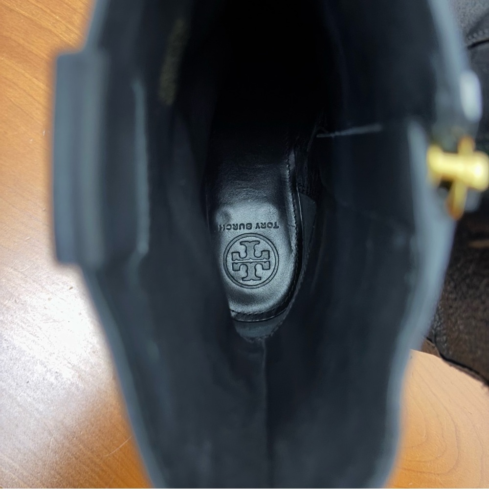 Tory Burch Oakridge Boots Black Pebbled Leather Ankle Booties 6 - Picture 7 of 9